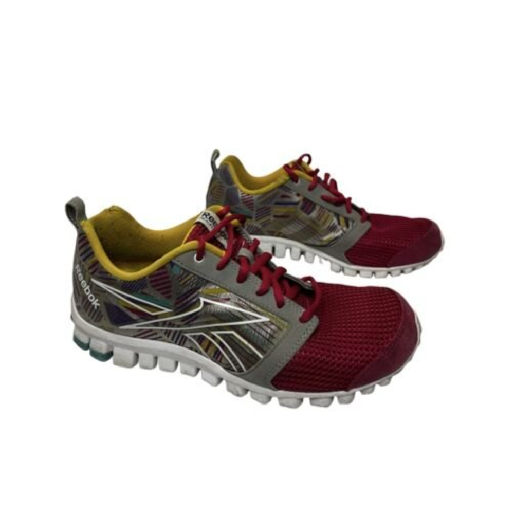 Reebok RealFlex Womens Size 7.5 Pink Multicolor.